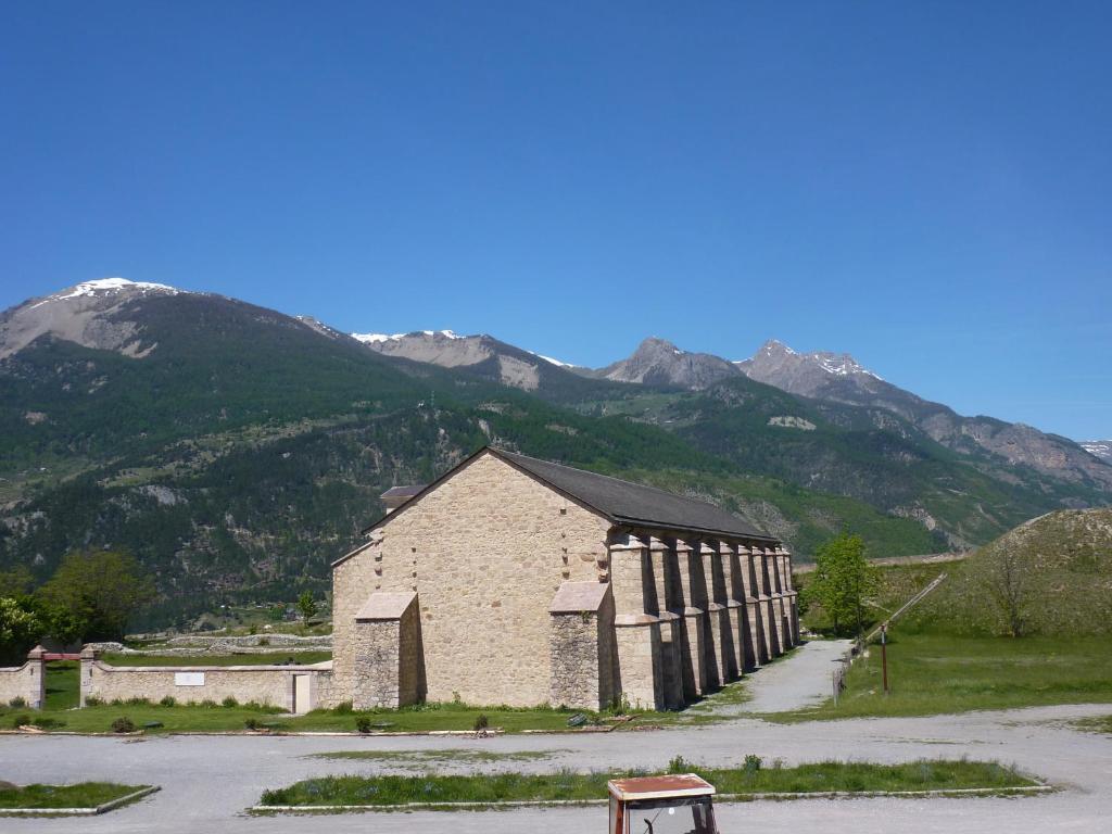Le Rendez Vous De Vauban Gites & Spa Mont-Dauphin Εξωτερικό φωτογραφία