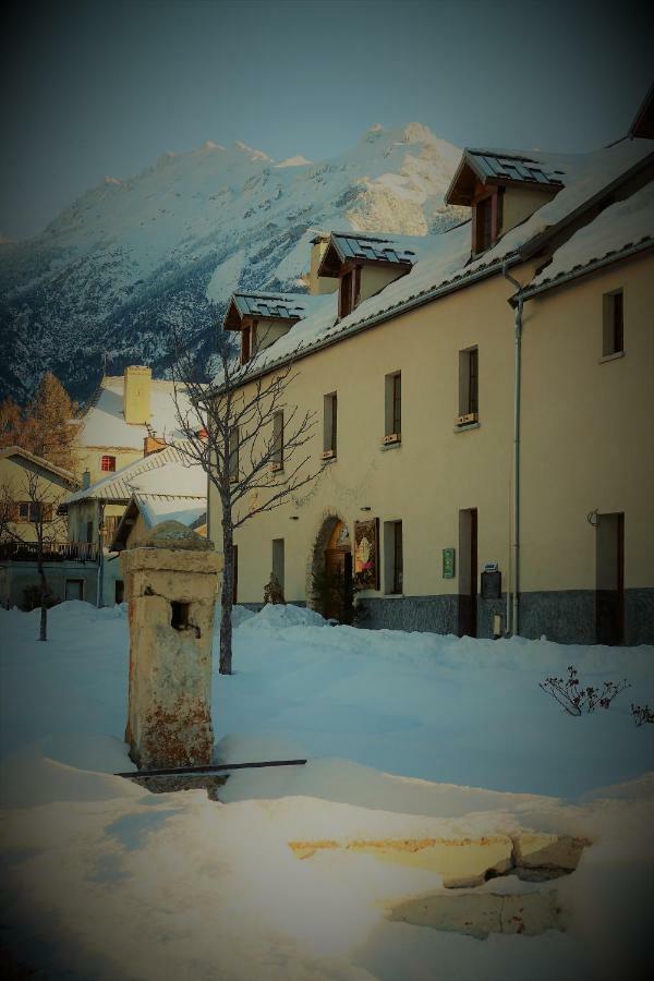 Le Rendez Vous De Vauban Gites & Spa Mont-Dauphin Εξωτερικό φωτογραφία